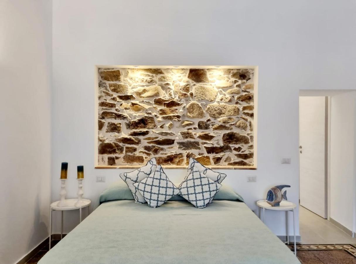 Apartamento Stazzo San Teodoro La Quercia Piscina Condivisa Exterior foto