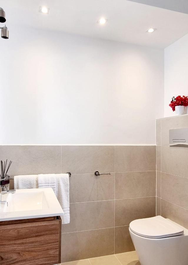 Apartamento Stazzo San Teodoro La Quercia Piscina Condivisa Exterior foto